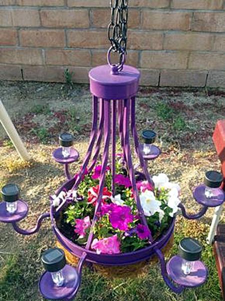 Garden Chandelier (Purple)